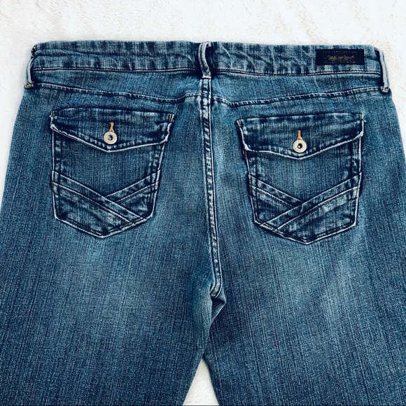 Levi’s, 547 Platinum Flare, Size 16 Medium - Picture 6 of 16